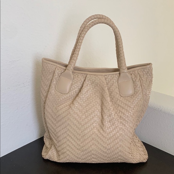 Le Tanneur Beige Woven Leather Tote - Picture 12 of 13